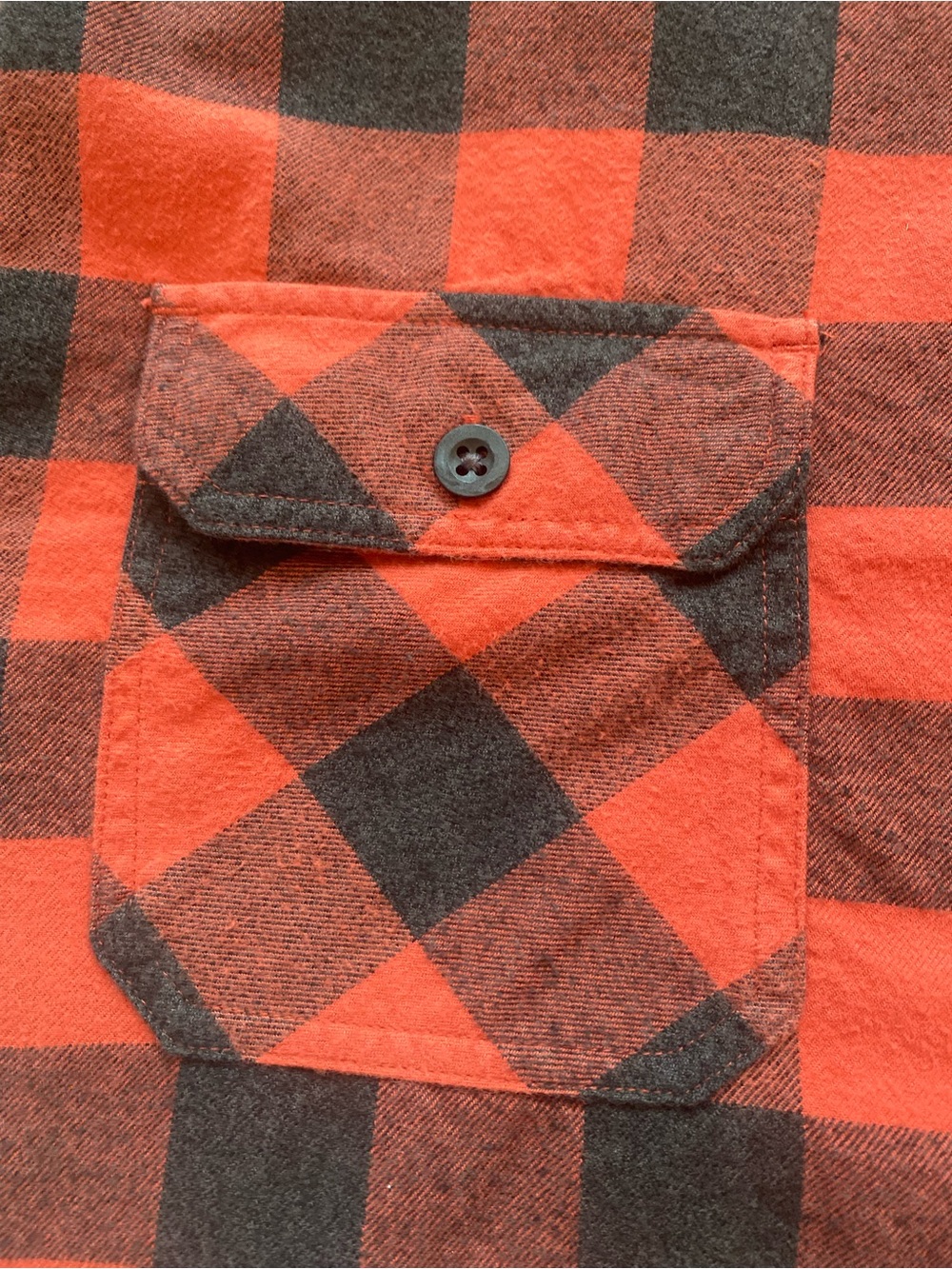 Burton Brighton HD Mens Flannel Shirt L Red Black Buffalo Plaid Organic Cotton - Picture 13 of 14